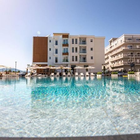 فلورا Hesperus Hotel المظهر الخارجي الصورة