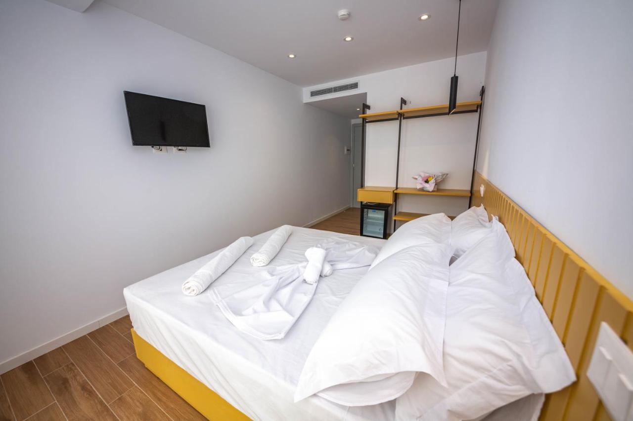 فلورا Hesperus Hotel المظهر الخارجي الصورة